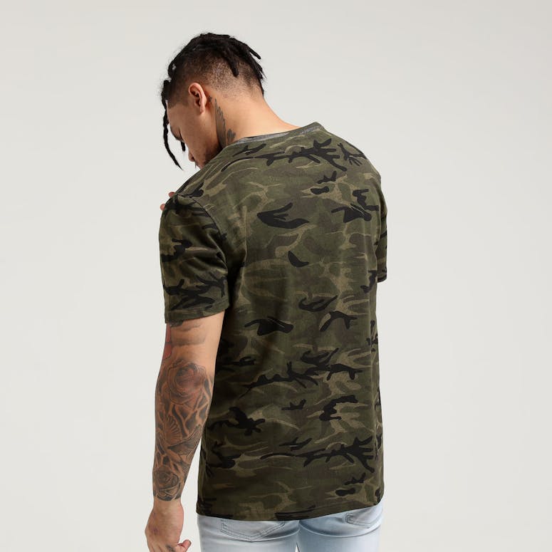 Black Pyramid Pyramid Tee Multi-Coloured