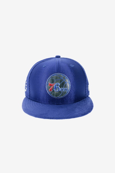 New Era Philadelphia 76ers 9FIFTY On-Court Collection Draft Snapback Royal