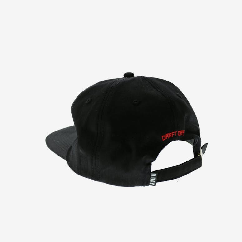 Middle Man 5 Panel Strapback Black