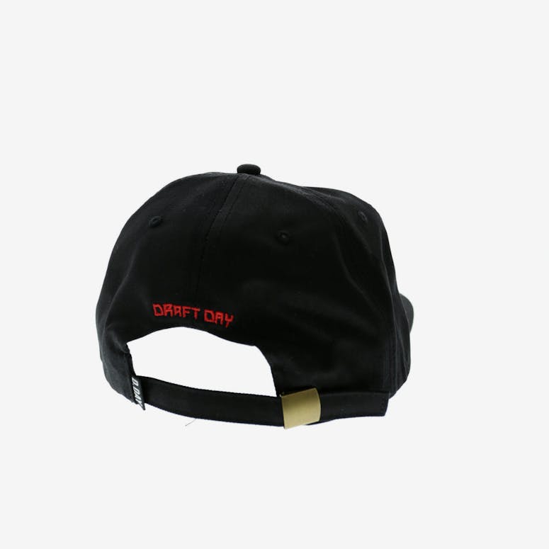 Middle Man 5 Panel Strapback Black