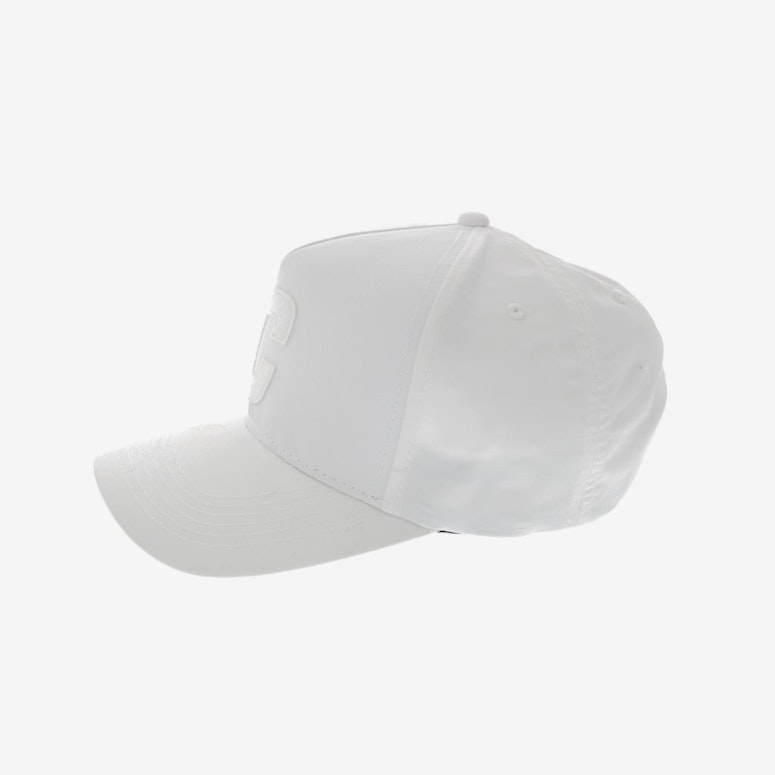 Carré Impermeable Strapback White