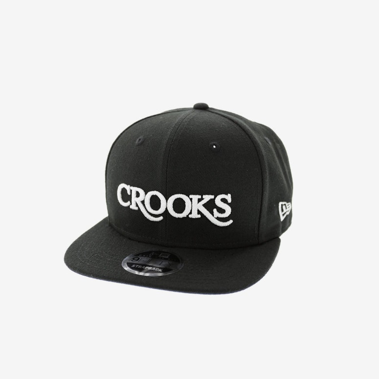 Crooks & Castles Serif Strapback Black