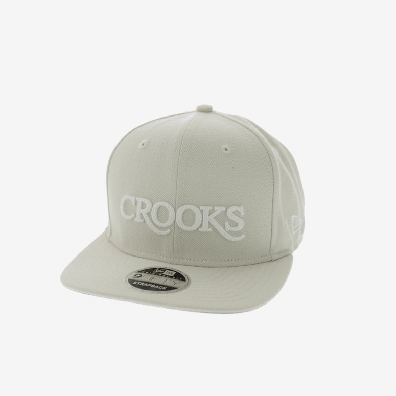 Crooks & Castles Serif Strapback Natural