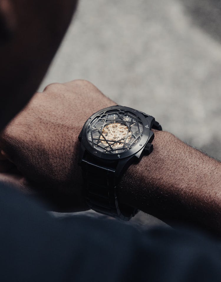 The Anti-Order Non-Skeleton Watch Black