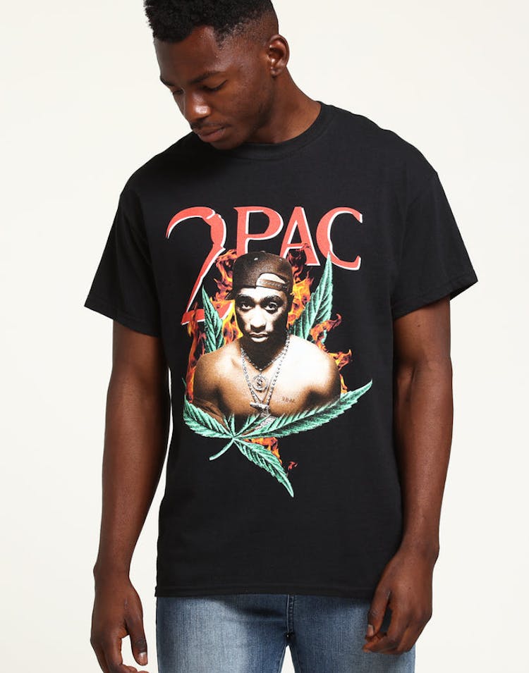 Tupac Fire Leaf Vintage Tee Black