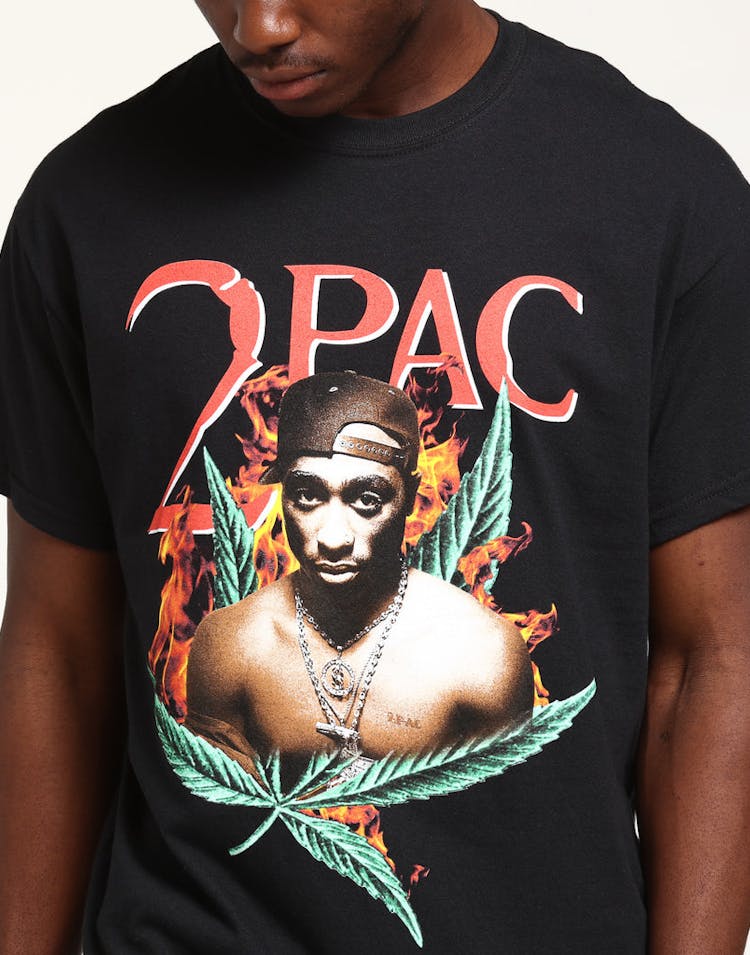 Tupac Fire Leaf Vintage Tee Black