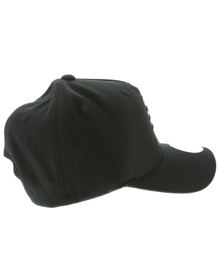 Mitchell & Ness Indiana Pacers 110 Pinch Snapback Black