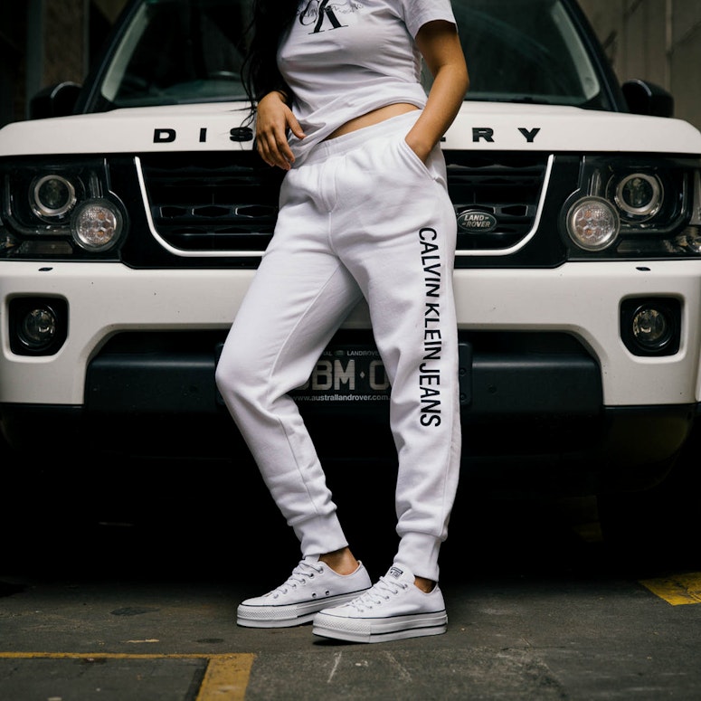 Calvin Klein Women's Institutional Sweatpant White