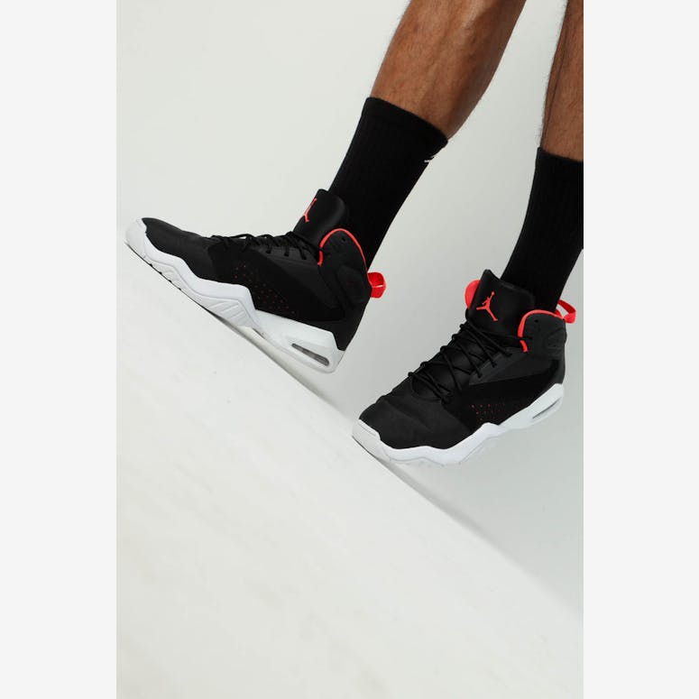 Jordan Lift Off Black/Red