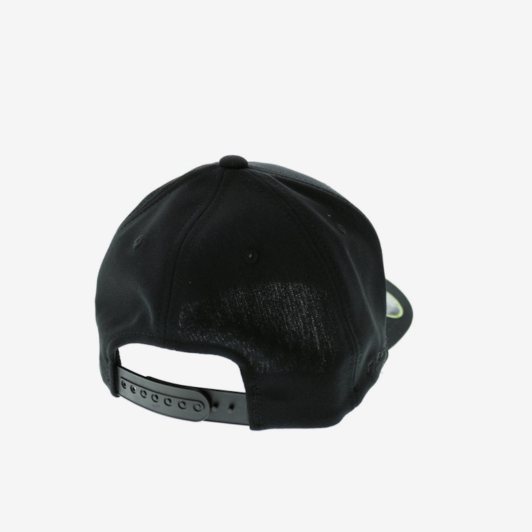 Flexfit First Place 110 Snapback Black
