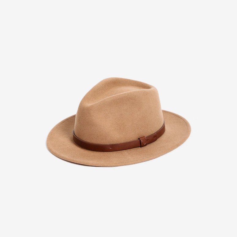 Messer Hat Tan