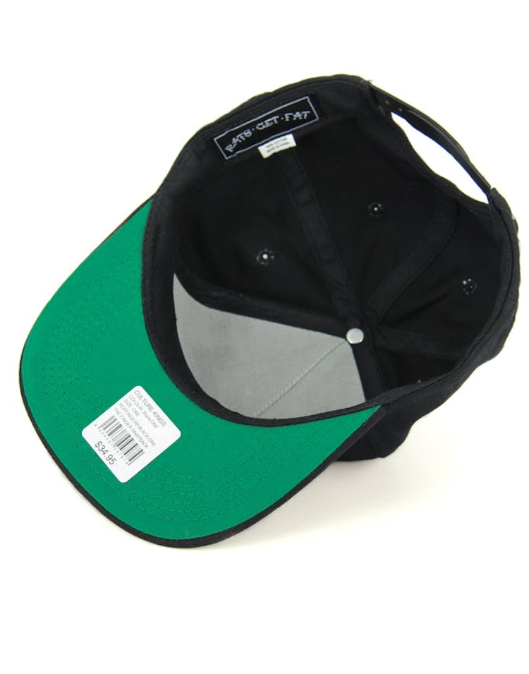 the Finger Snapback Black