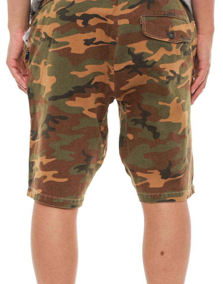 Lacet Walk Short Camo
