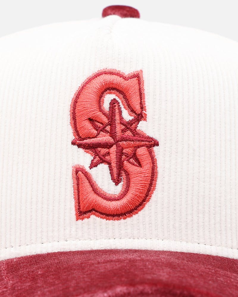 New Era Seattle Mariners 'Premium Corduroy Velvet' 9FORTY A-Frame Snapback Chrome White/Cardinal thumbnail - 5