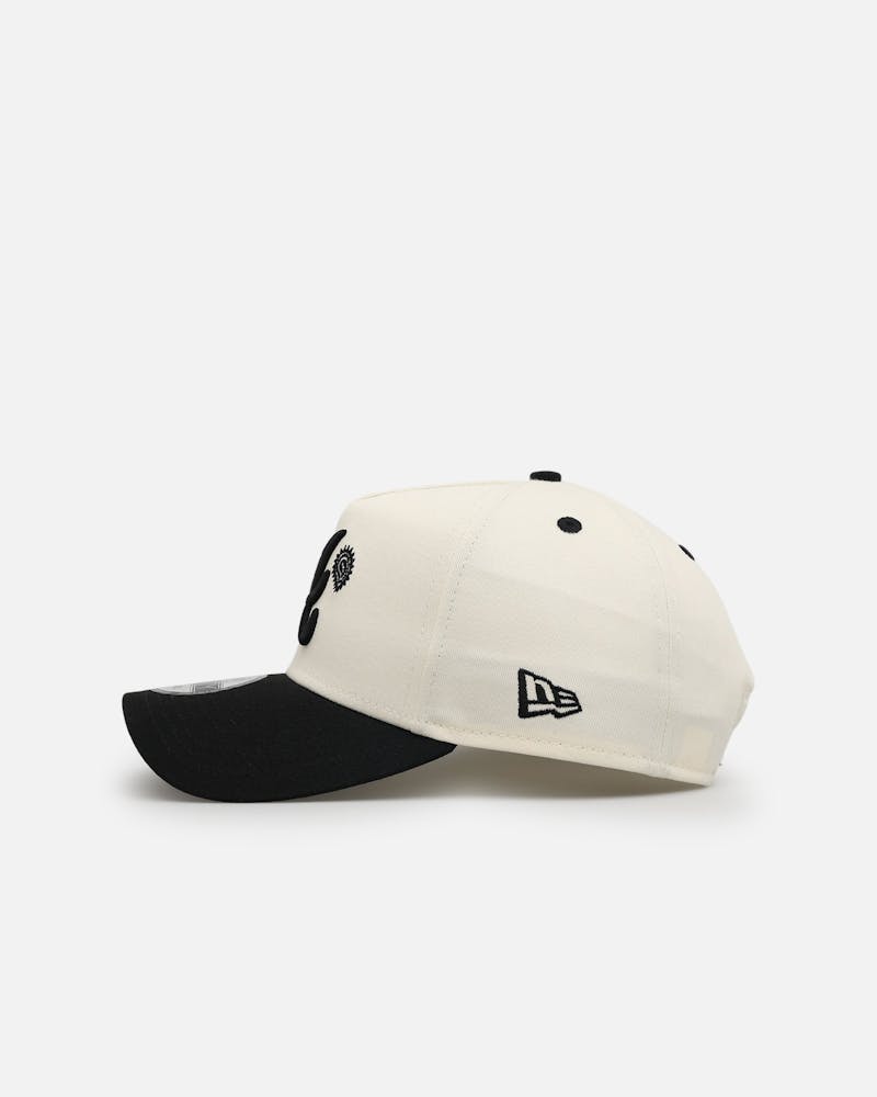 New Era Atlanta Braves 'Paisley Hit' 9FORTY A-Frame Snapback Chrome White/Black