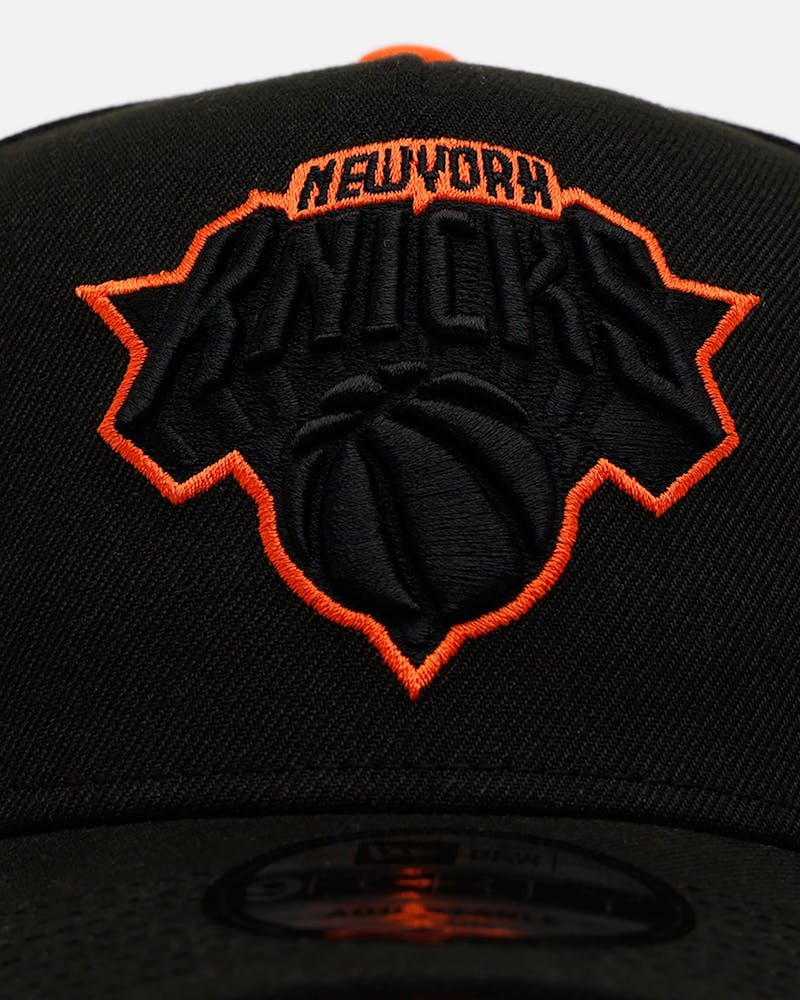 New Era New York Knicks 'Outline' 9FORTY A-Frame Snapback Black