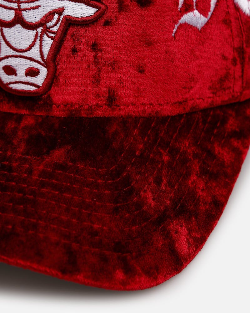 New Era Chicago Bulls 'Crushed Velvet Dreams' 9FORTY A-Frame Snapback Maroon