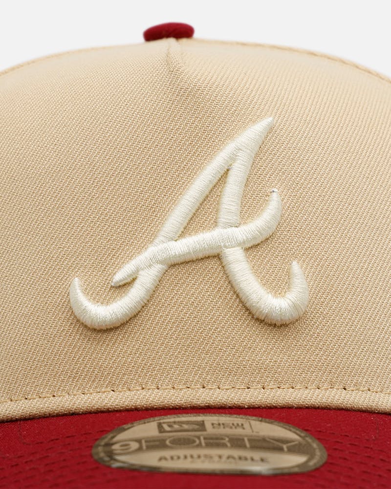 New Era Atlanta Braves 'Vintage' 9FORTY A-Frame Snapback Vegas Gold