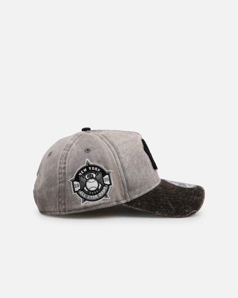 New Era New York Yankees 'Washed Storm Gray' 9FORTY A-Frame Snapback Gray