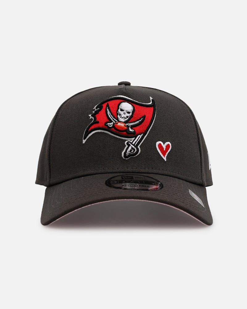 New Era Tampa Bay Buccaneers 'Team Color Hearts' 9FORTY A-Frame Snapback Official Team Color