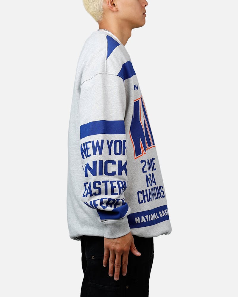 Mitchell & Ness New York Knicks Letterform Crewneck Grey Marle/Official Team Color