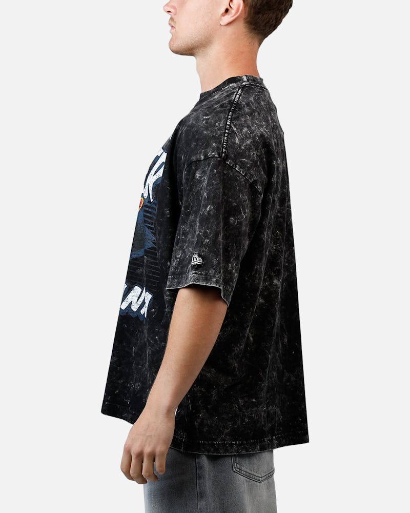 New Era Indiana Fever Boxy Essentials T-Shirt Washed Black