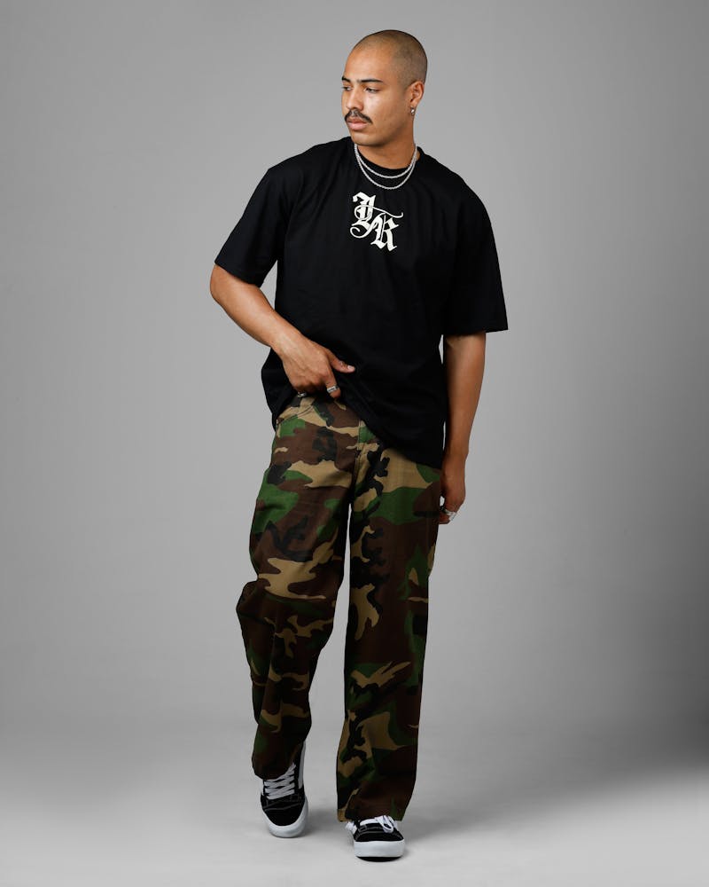 Loiter Made Me Puff Print T-Shirt Black