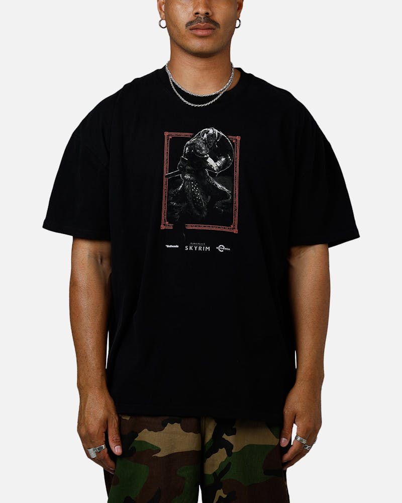 73 Studio X The Elder Scrolls V: Skyrim '11 Dragonborn Vintage T-Shirt Black