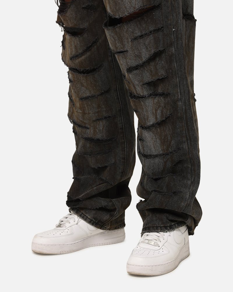 MNML Ultra Baggy Thrashed Denim Jeans Black
