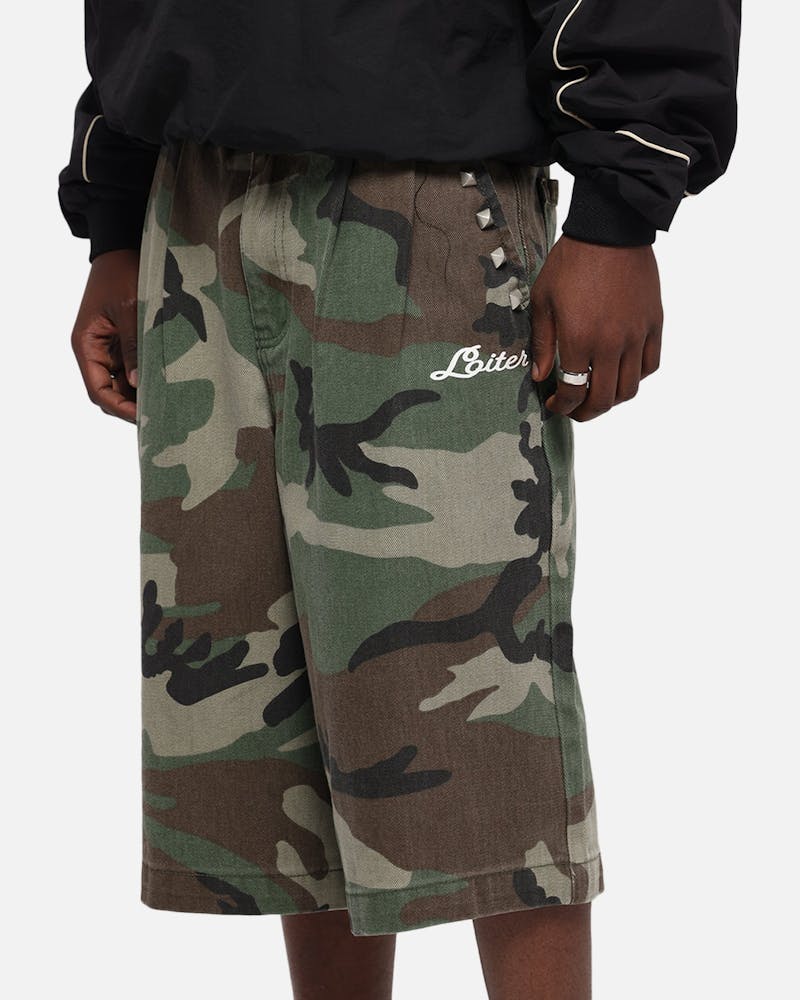 Loiter 3 Quarter Shorts Woodland Camo