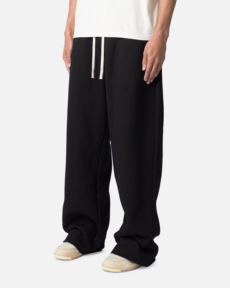 MNML Ultra Baggy Washed Sweatpants Black