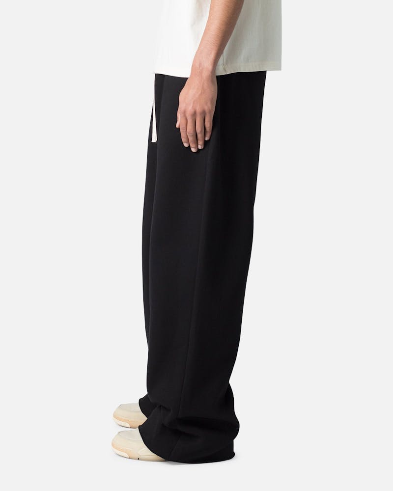 MNML Ultra Baggy Washed Sweatpants Black