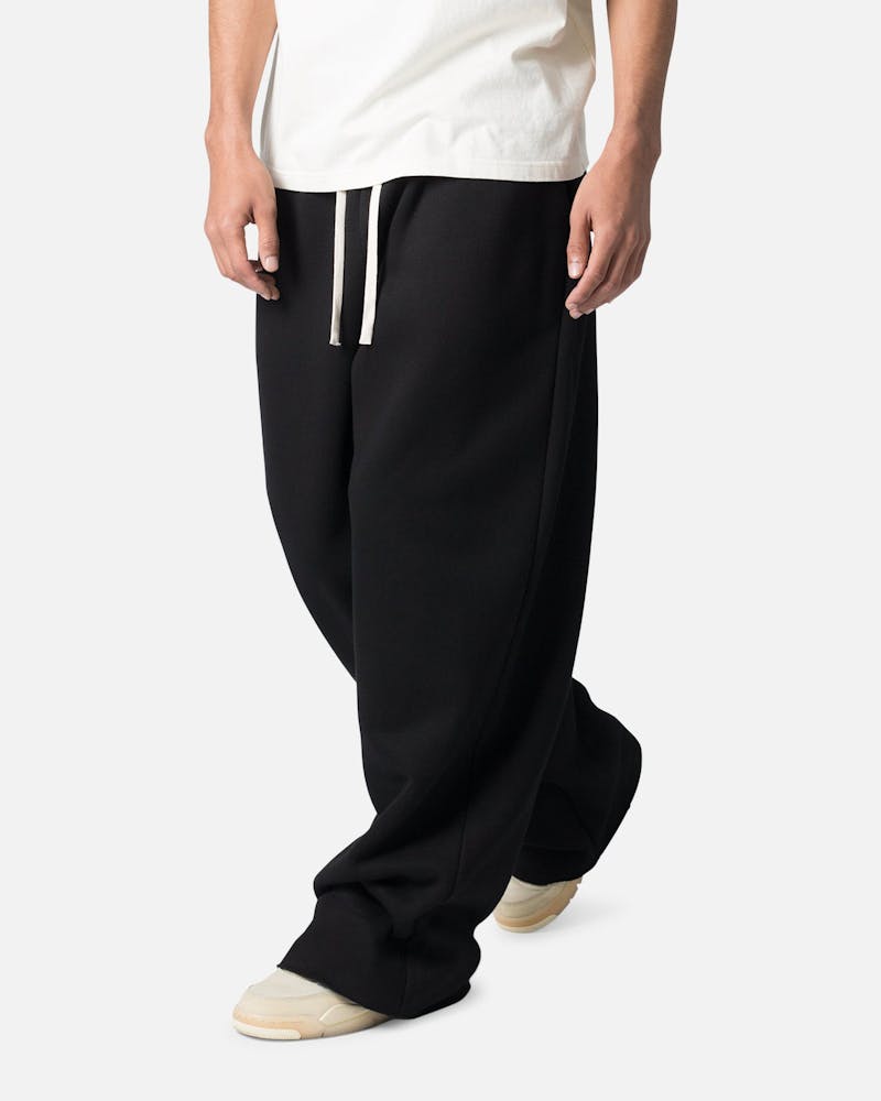 MNML Ultra Baggy Washed Sweatpants Black