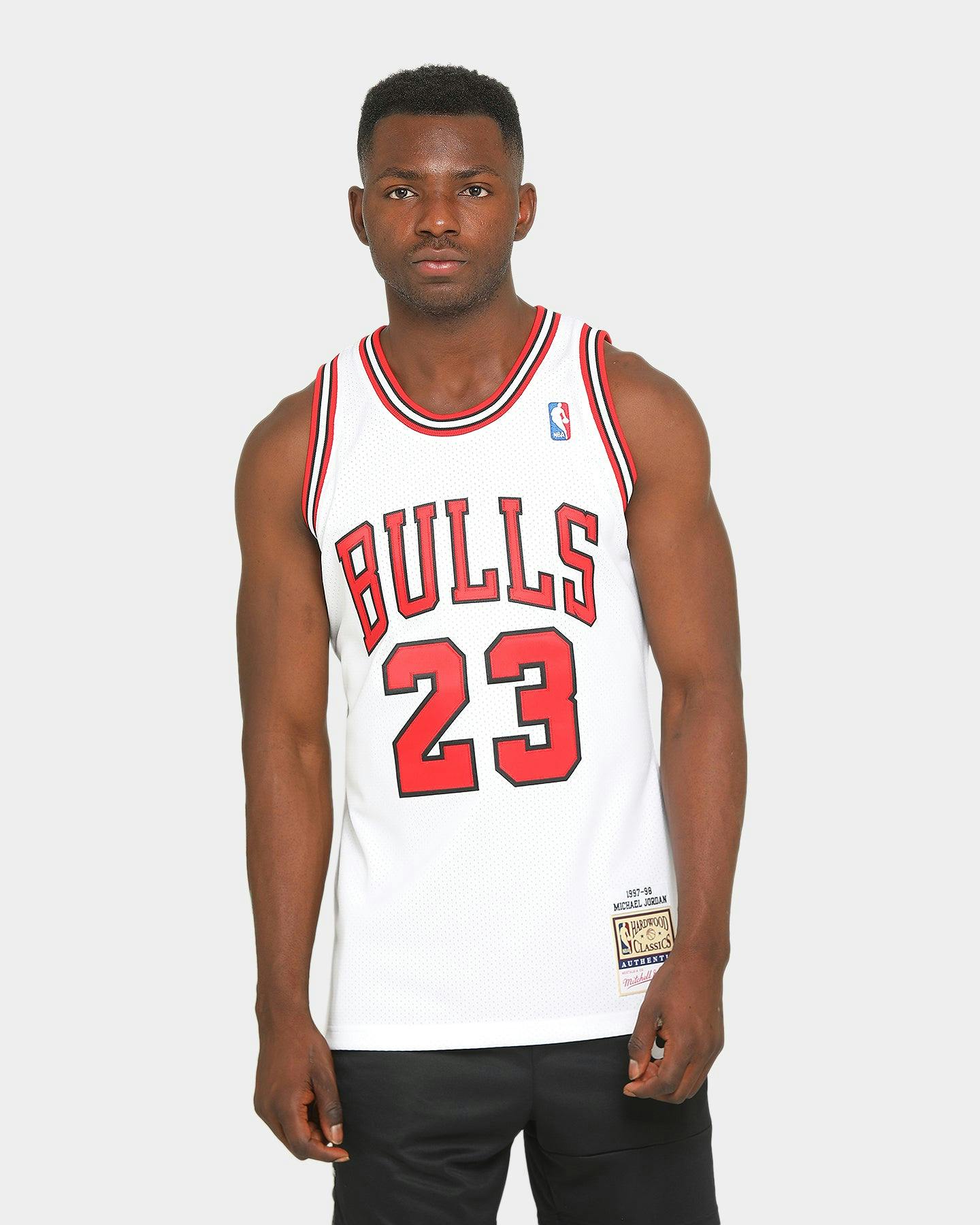 michael jordan mitchell and ness jersey 97 98