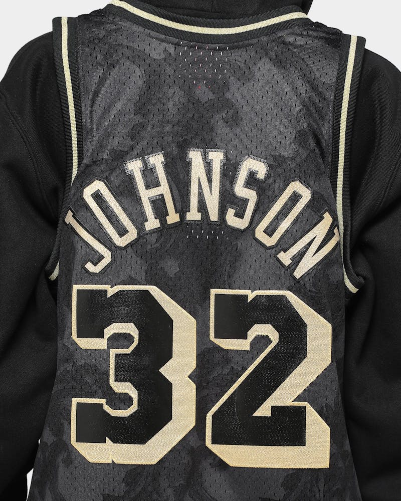 Mitchell Ness Los Angeles Lakers Magic Johnson 32 Gold Toile Swingm Culture Kings Us