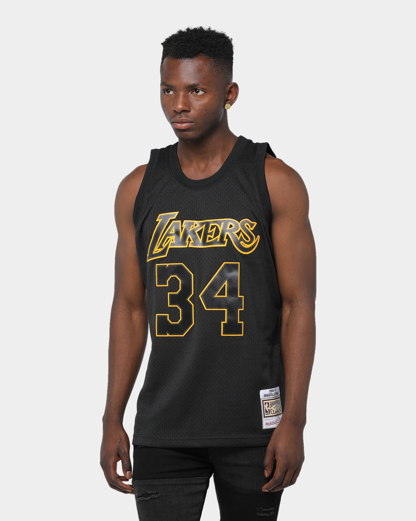 black yellow lakers jersey