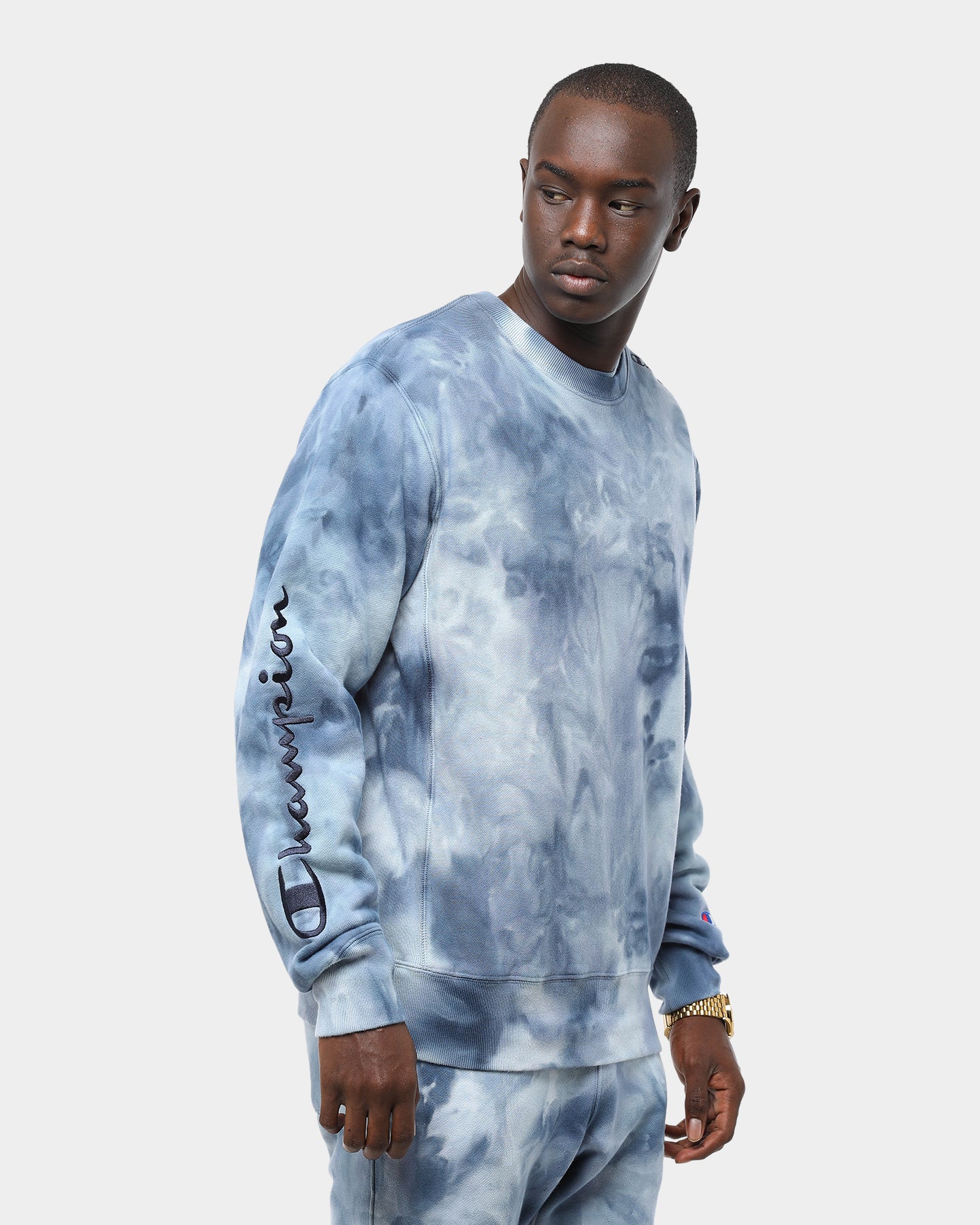 champion reverse weave cloud dye crew