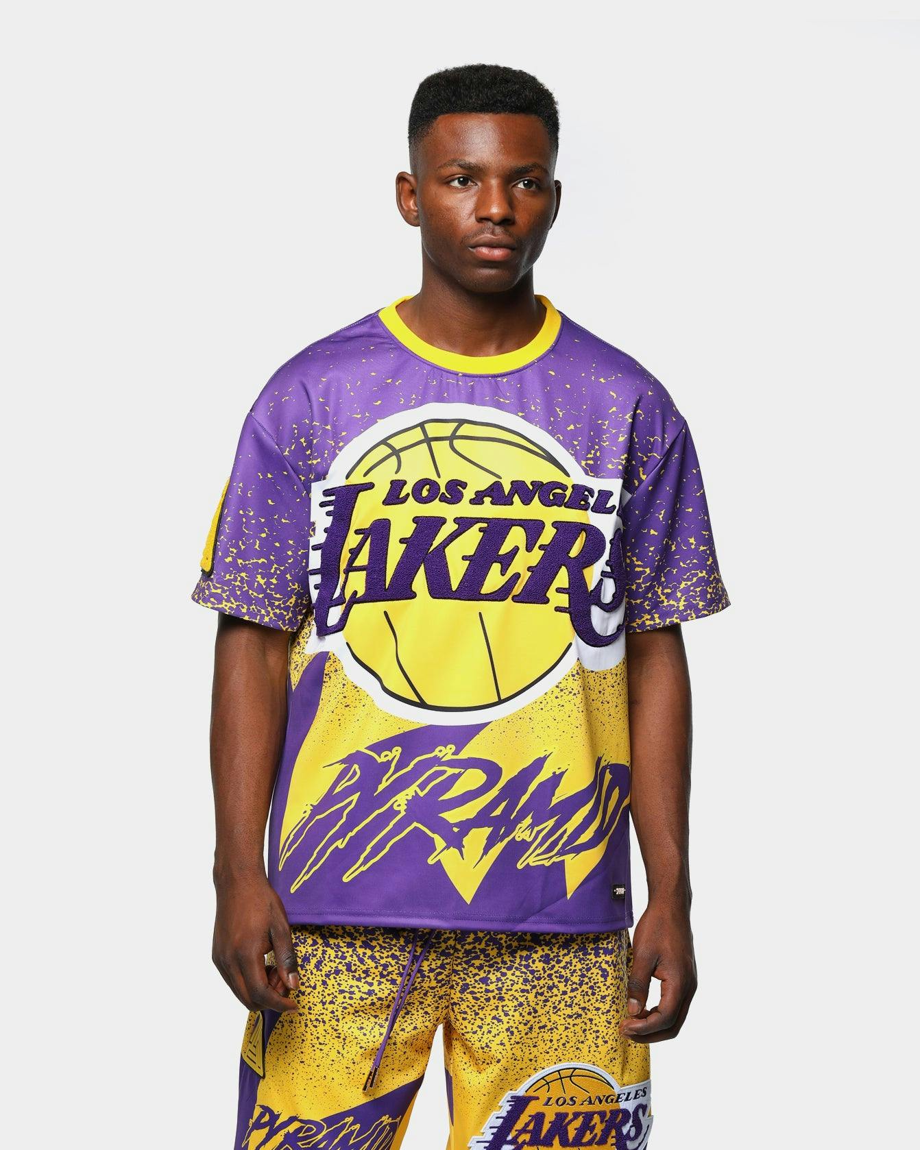 Black Pyramid Men S Los Angeles Lakers Logo Shirt Yellow Culture Kings Us