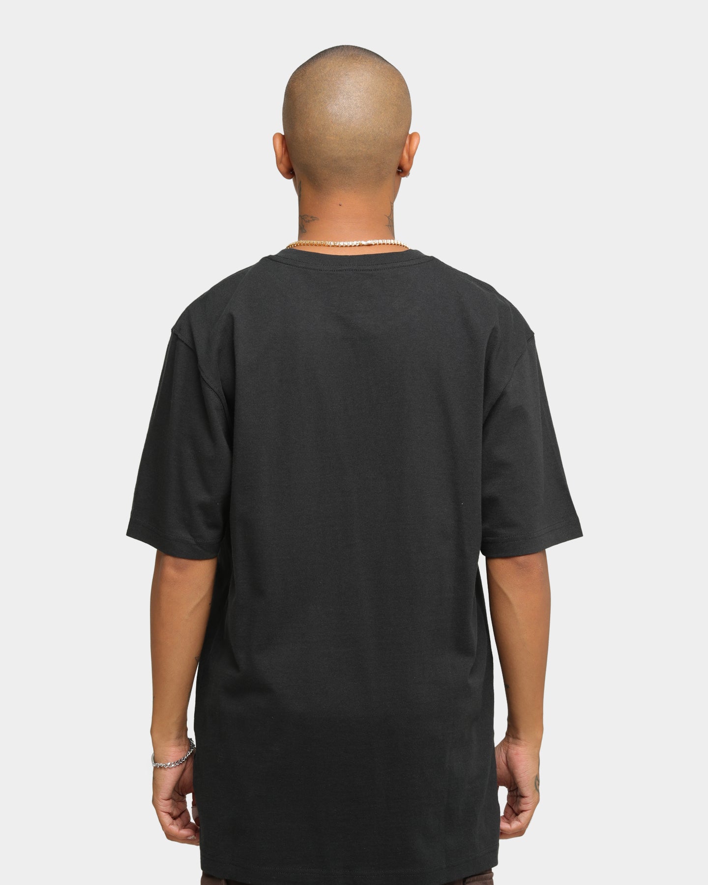 black carhartt t shirt