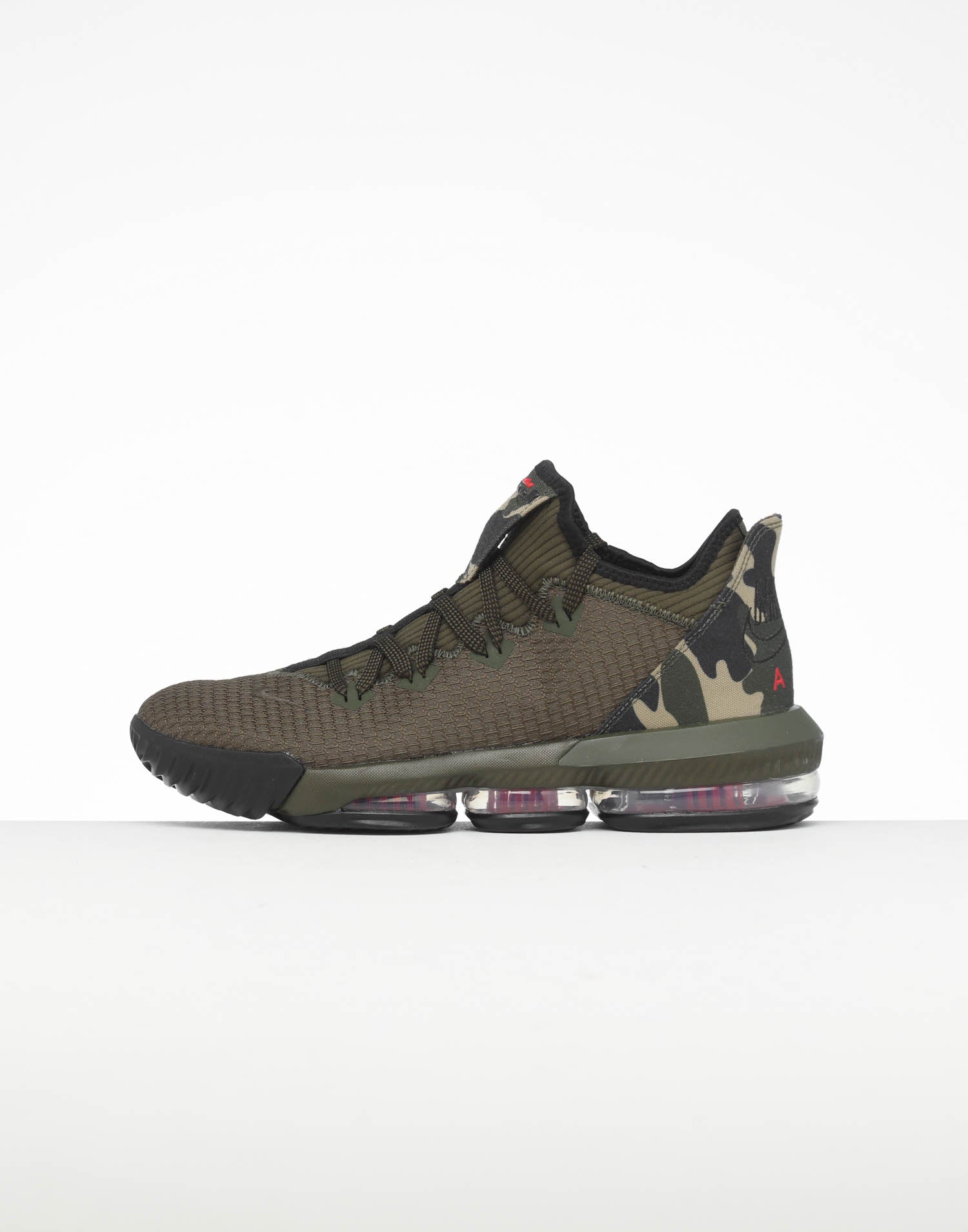 lebron xvi low camo