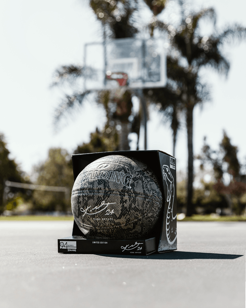 Spalding Kobe Bryant 94 Series 24k Silver Snake Basketball 24k
