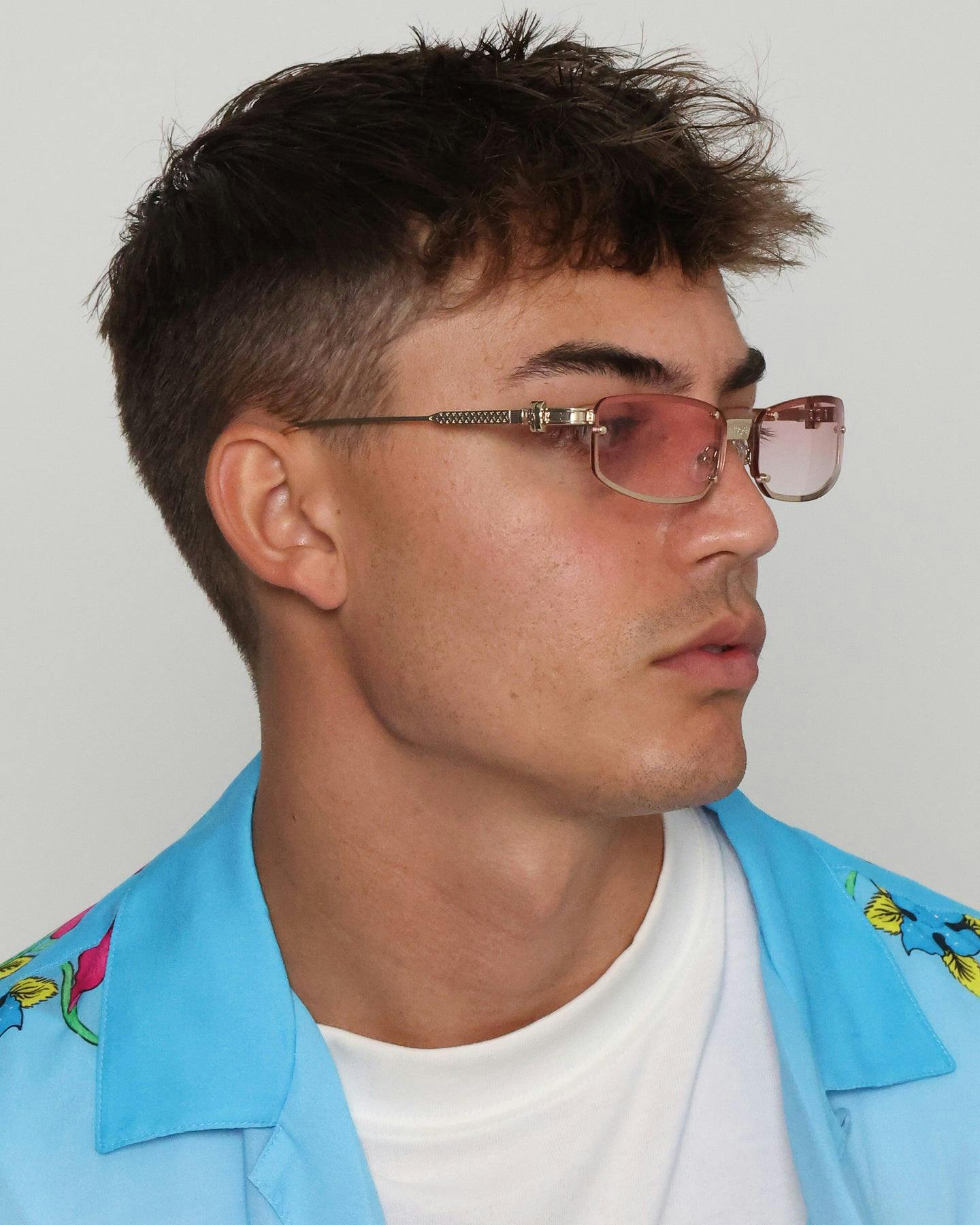 NUQE Velvet Sunglasses Peach/Gold