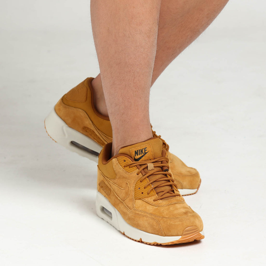 Nike Air Max 90 Ultra 2.0 Leather WheatWhite Nike Air Max 90 Ultra 2.0 (Wheat)