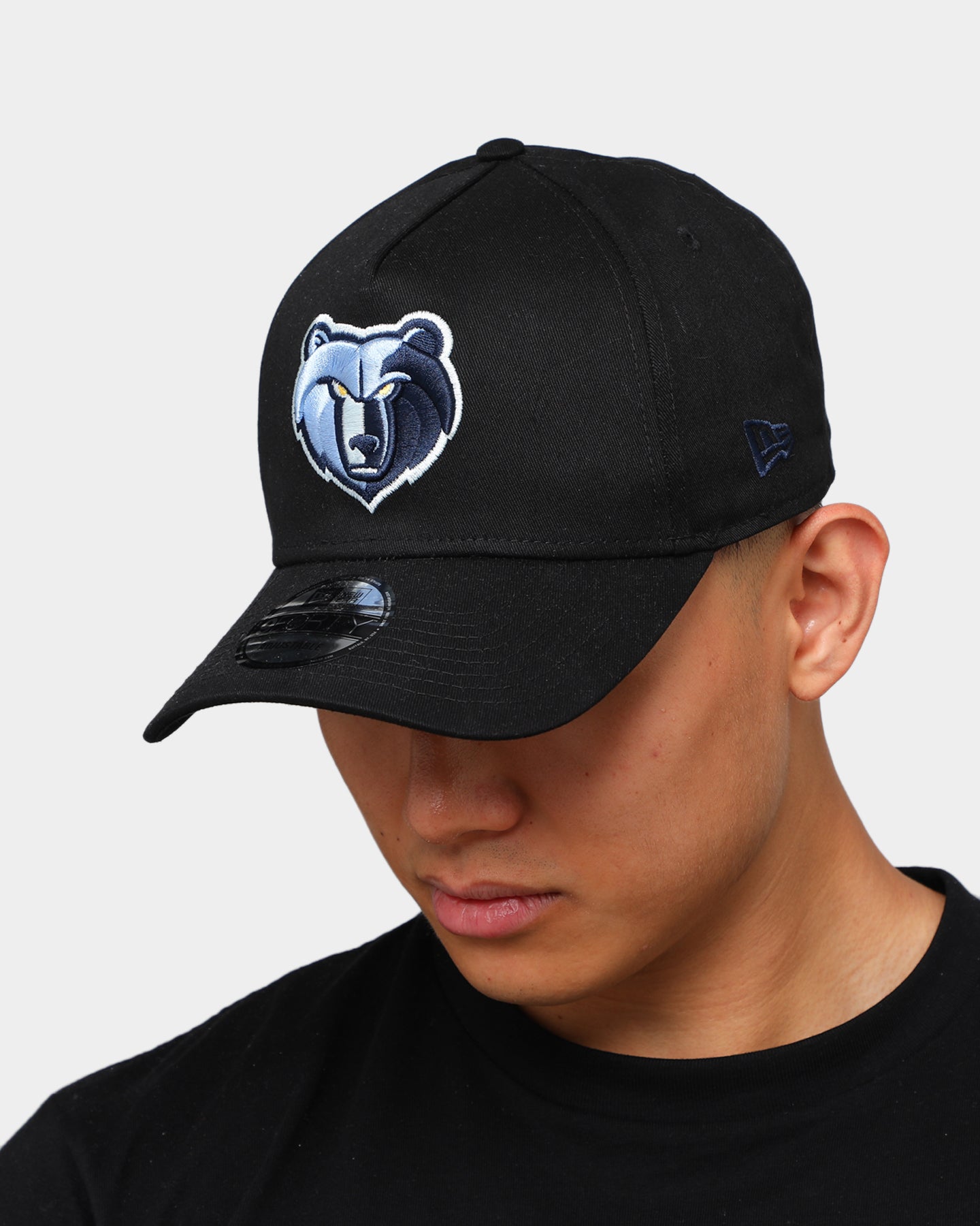 a frame snapback