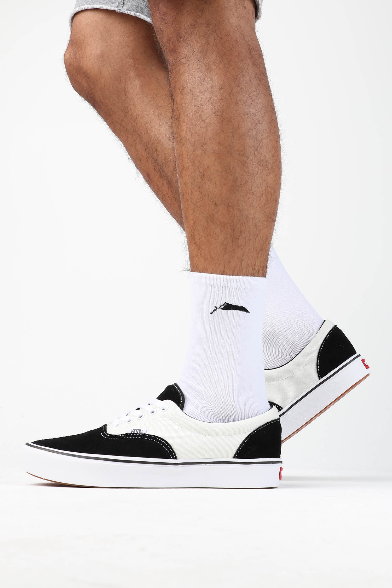 vans vn0a3wm9n8k