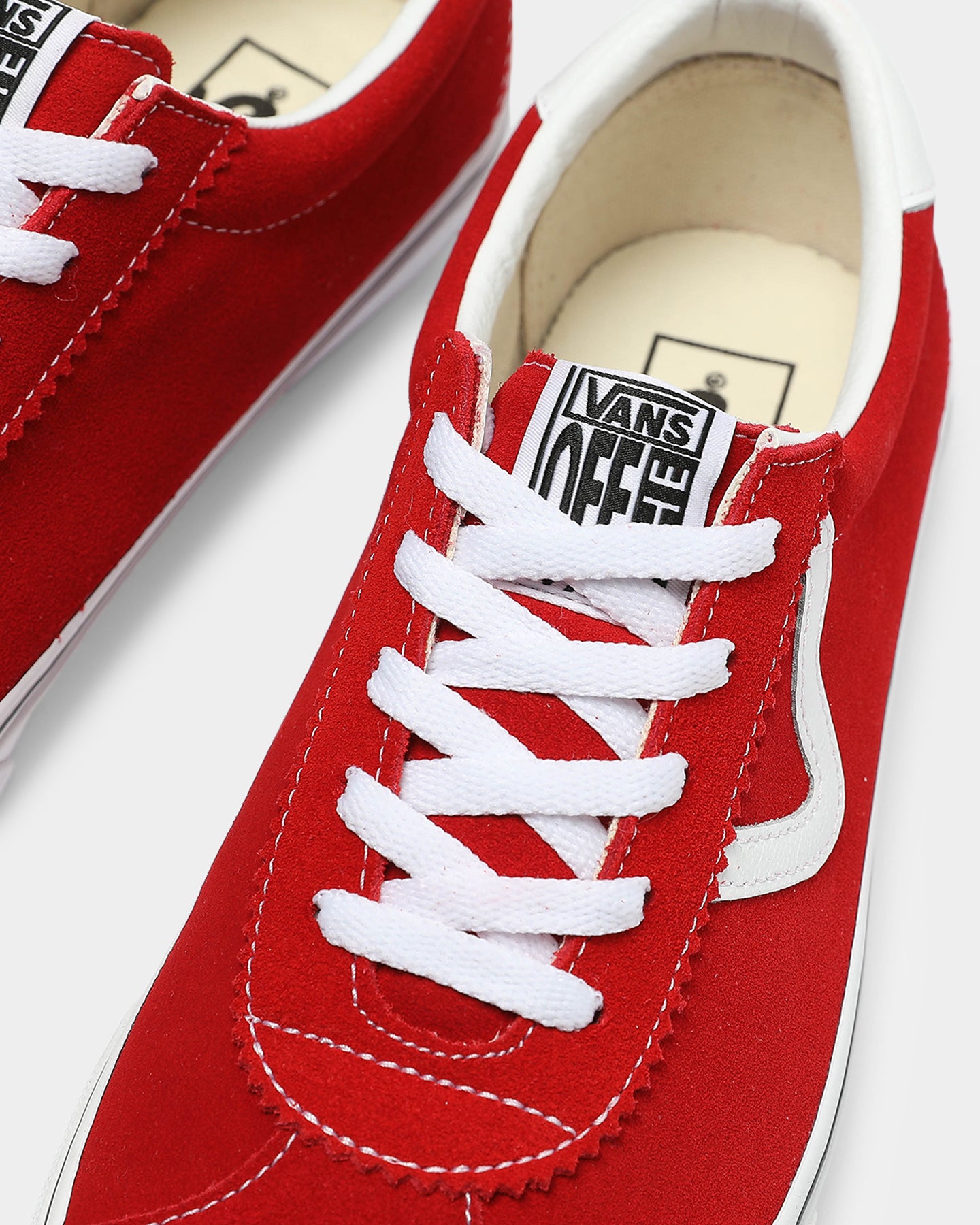 vans sport red