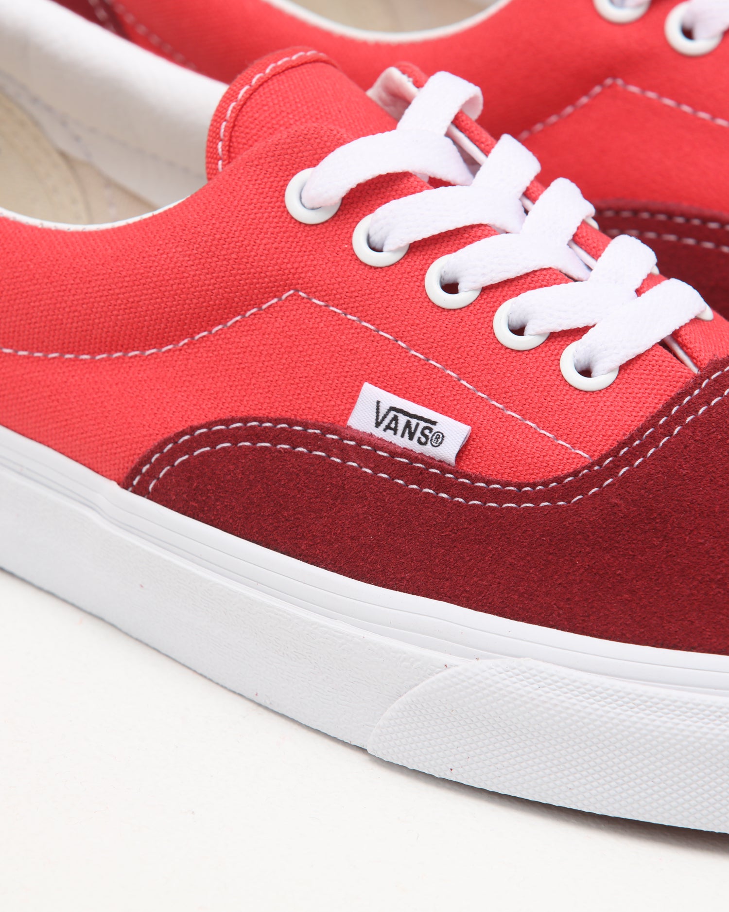 vans era all red