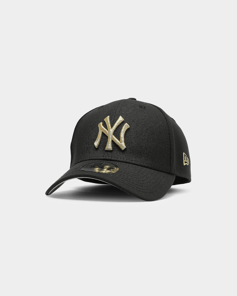 tan yankees hat