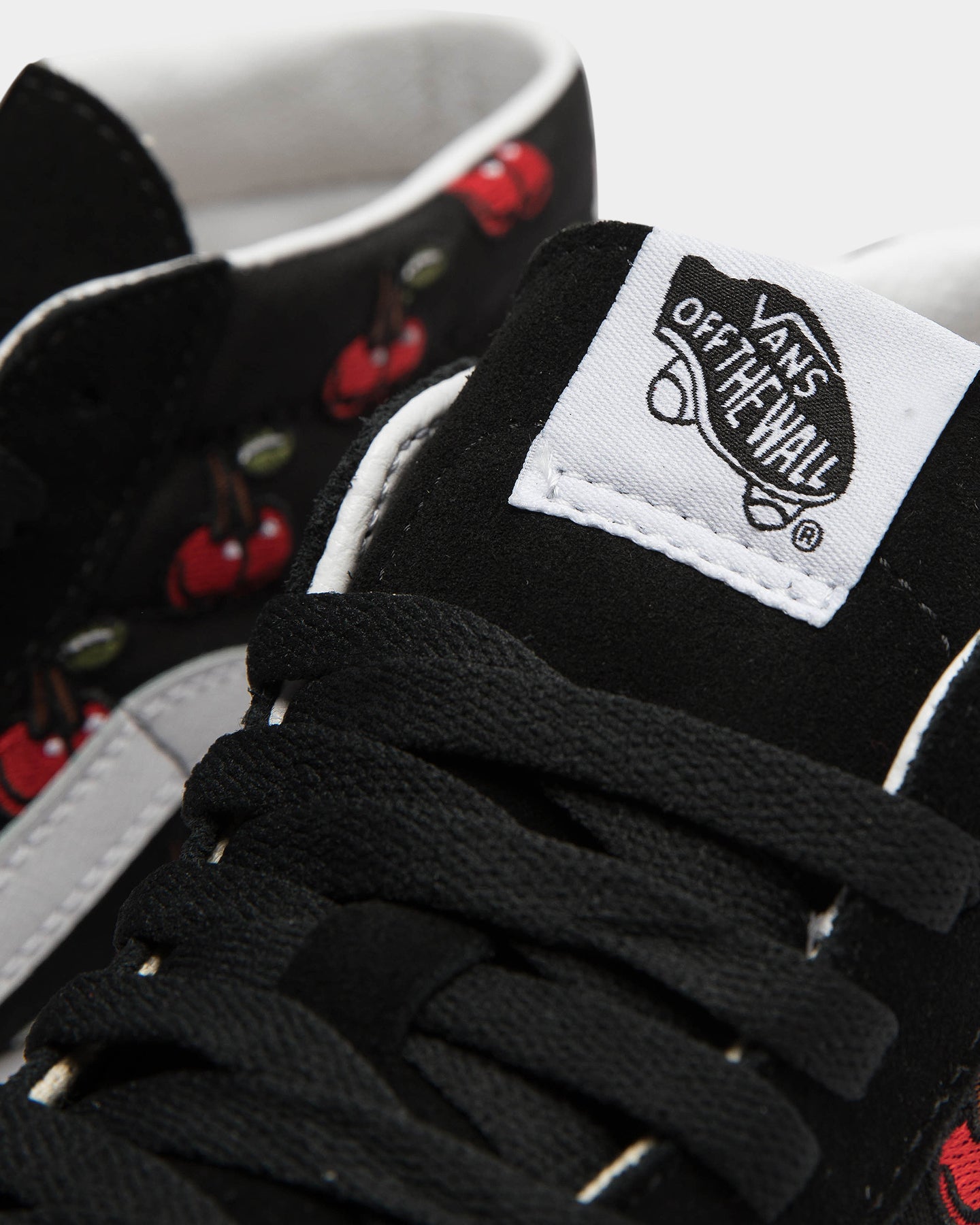 vans sk8 mid cherries