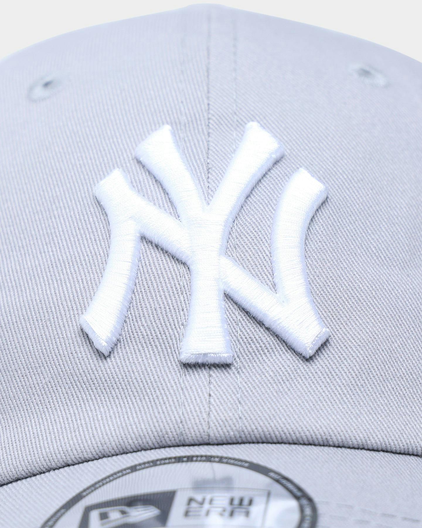 New Era New York Yankees Casual Classic Strapback Grey